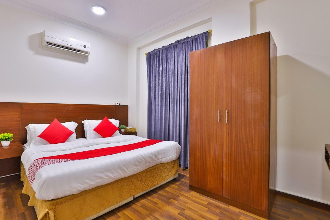 Oyo 288 Diafati Residential Units Hotel Nadinah Eksteriør billede